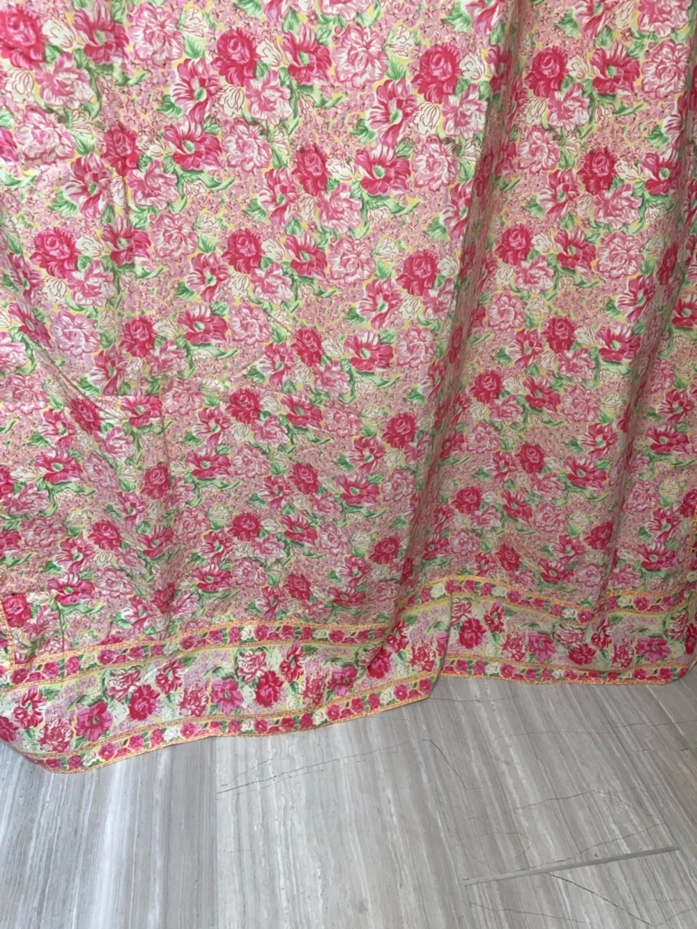 Vintage April Cornell 100% Cotton 60”x96” Tablecloth Spring Floral Pink Yellow